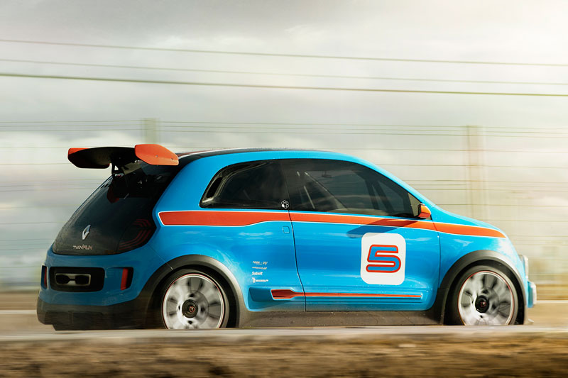 Renault-Twin-Run_02_800.jpg