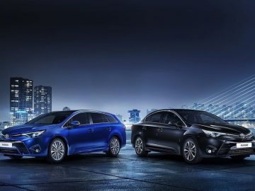 Toyota-Avensis-2015-1