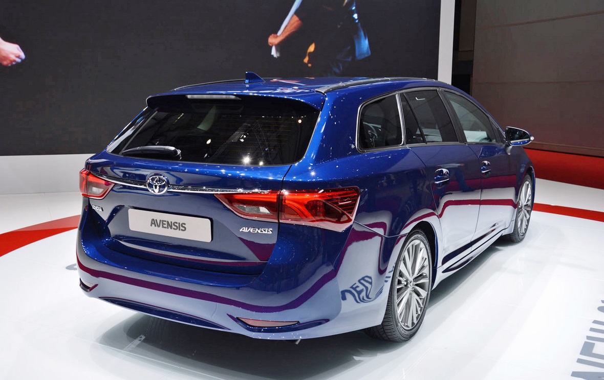 Toyota-Avensis-AutoRAI