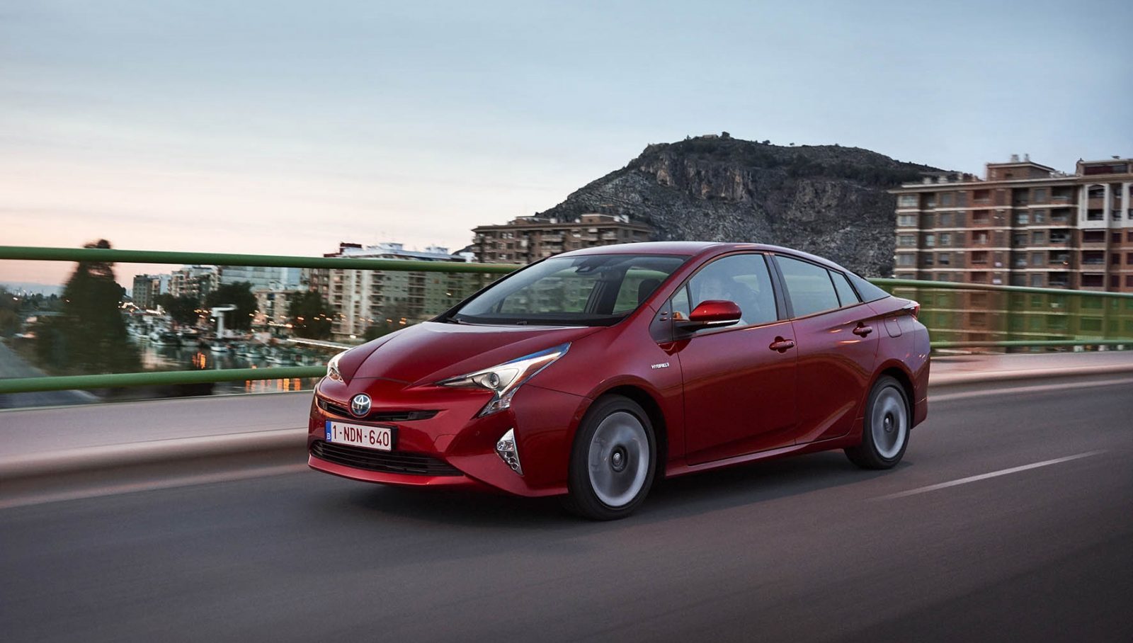 Toyota-Prius 2