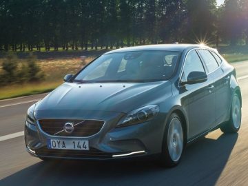 Volvo-V40-1.jpg