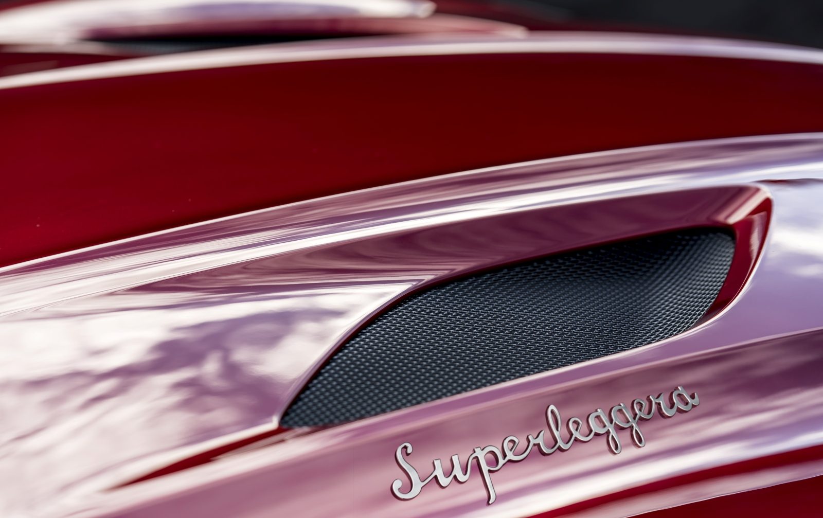 Aston Martin DBS Superleggera