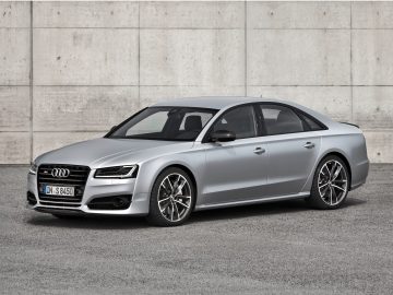 Audi S8 plus