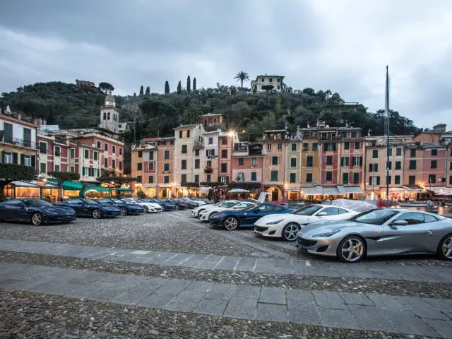 Ferrari Portofino - Roadtrip Europa