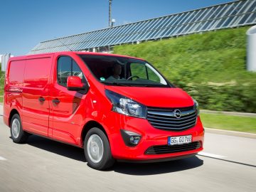 opel_vivaro_2014