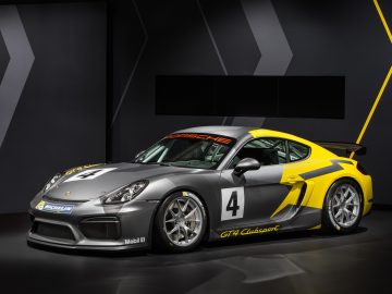 porsche-cayman-gt4-clubsport-circuit-racer (7)