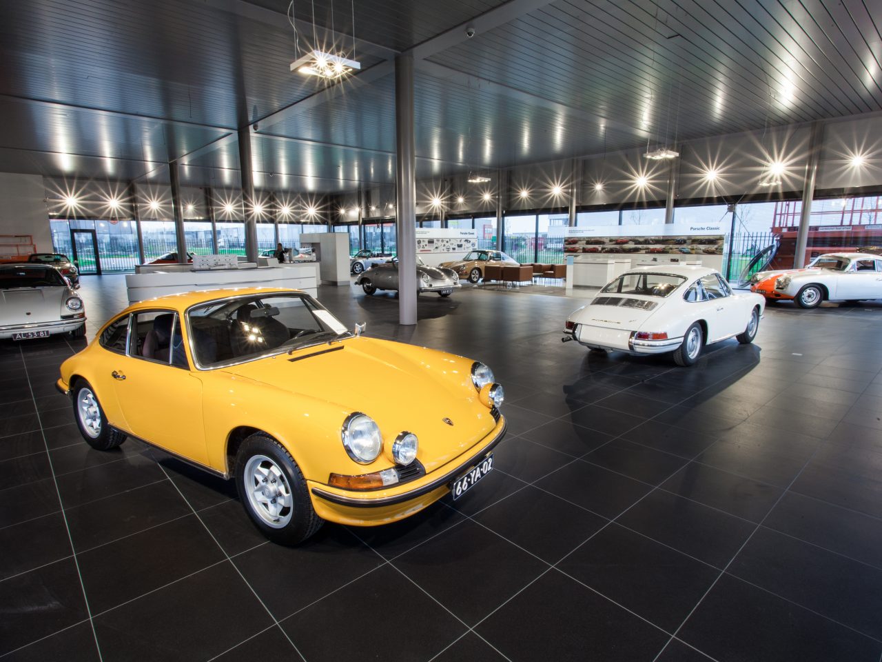 Porsche Classic Center 7
