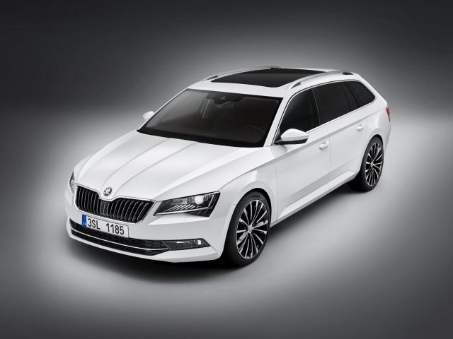 skoda-superb-combi-2015-nieuwe-1.jpg