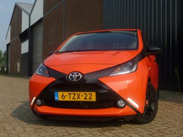 toyota_aygo_2014.jpg