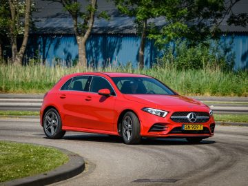 Mercedes-Benz A200 - autotest