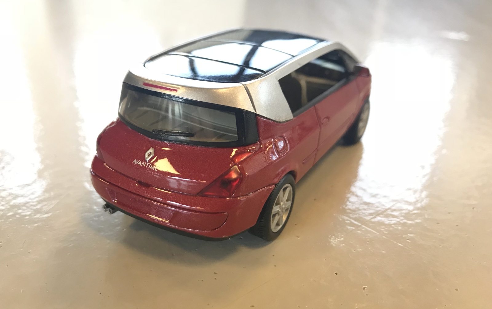 RENAULT avantime 2001 beige échelle 1/43 NOREV série M6 interactions en