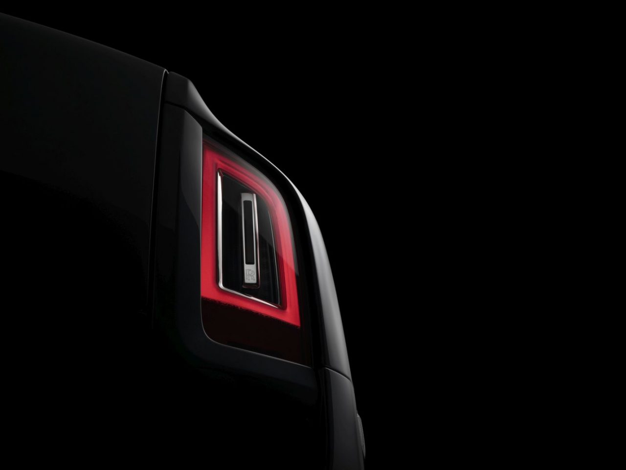 teaser Rolls-Royce Cullinan