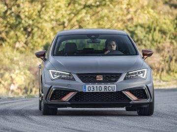 Autotest - Seat Leon Cupra R