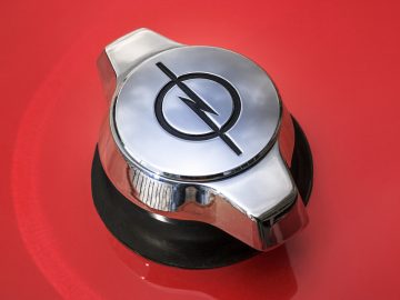 Detailed precision: The Opel GT designers focused on a unique design – right up to the design of the fuel cap.