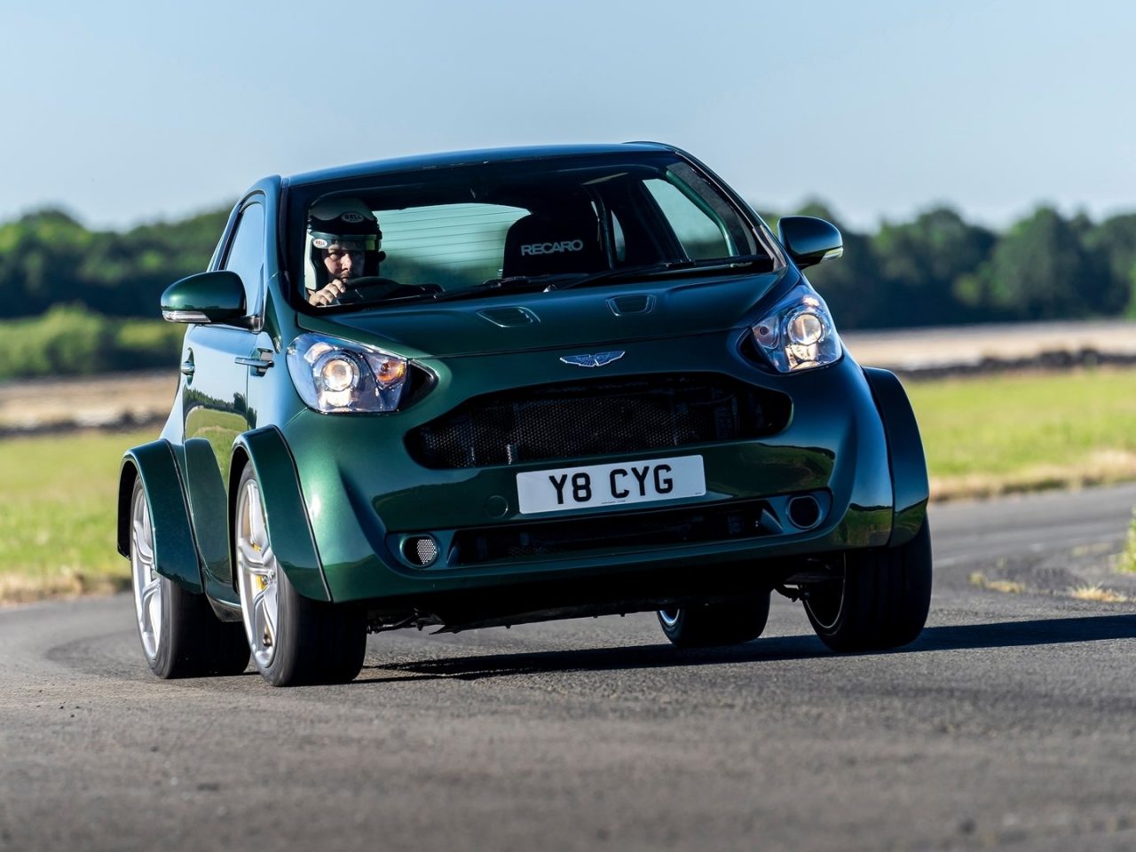 Aston Martin V8 Cygnet