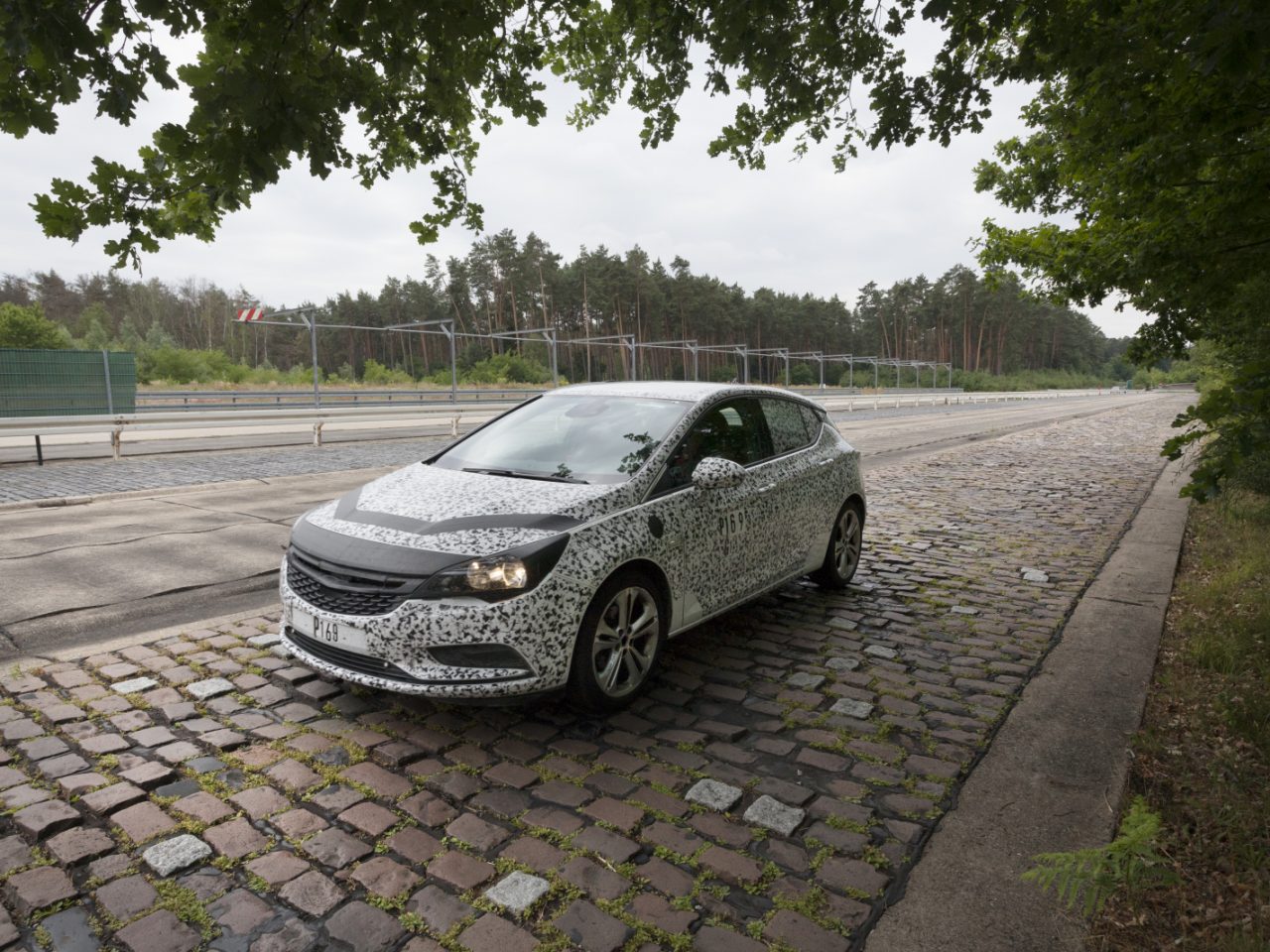 Een Dag Testrijder Bij Opel Test Center