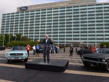Ford viert 10 miljoenste Mustang