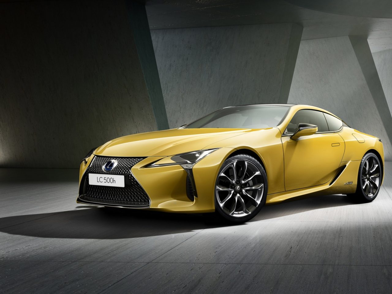 Lexus LC Flare Yellow Edition
