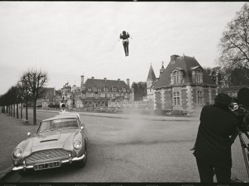 aston martin db5 james bond header