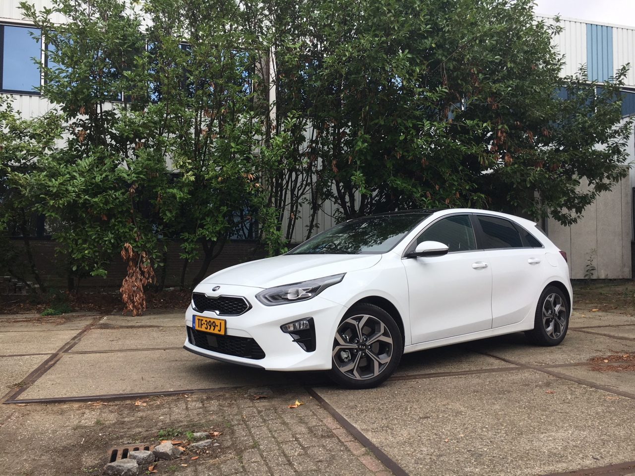 kia ceed autotest header