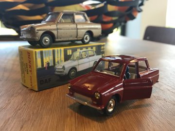 AutoRAI in Mininatuur - Dinky Toys DAF