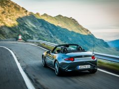 Met de Mazda MX-5 over Transfaragasan Highway