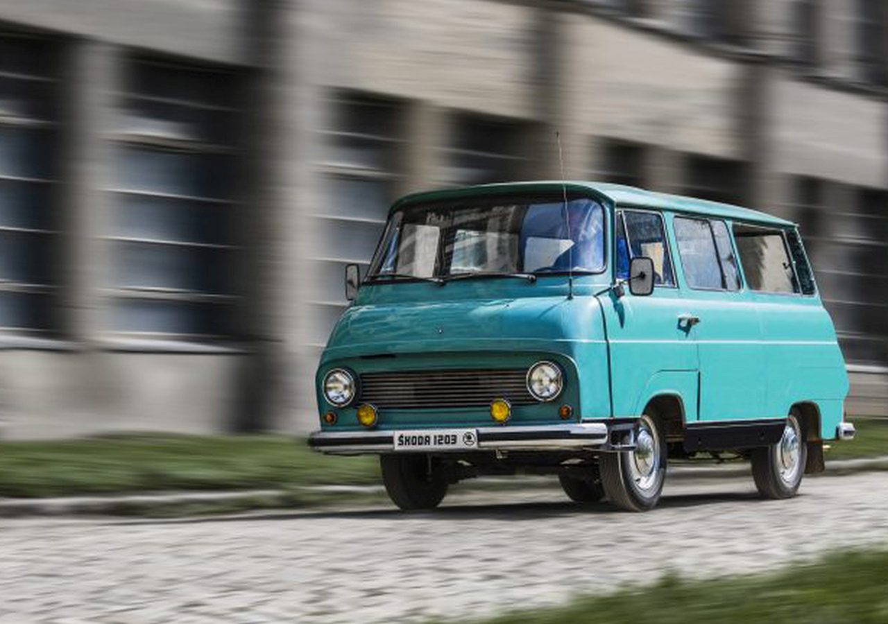 Skoda 1203