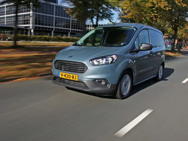 Autotest - Ford Transit Courier 2018