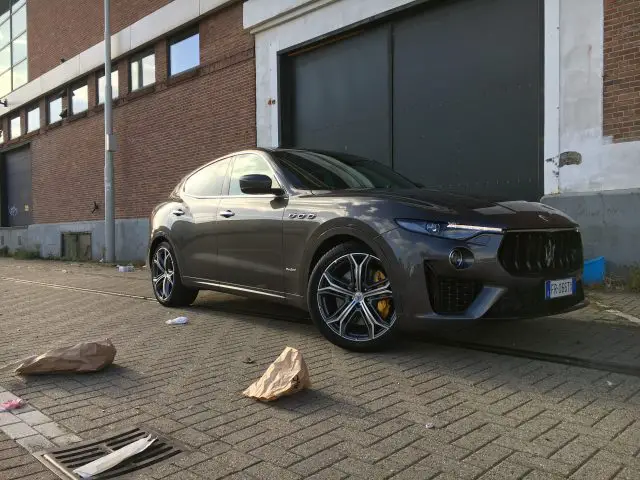 maserati levante header