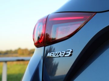 Mazda 3 SkyActiv-G 120 - Autotest 2018