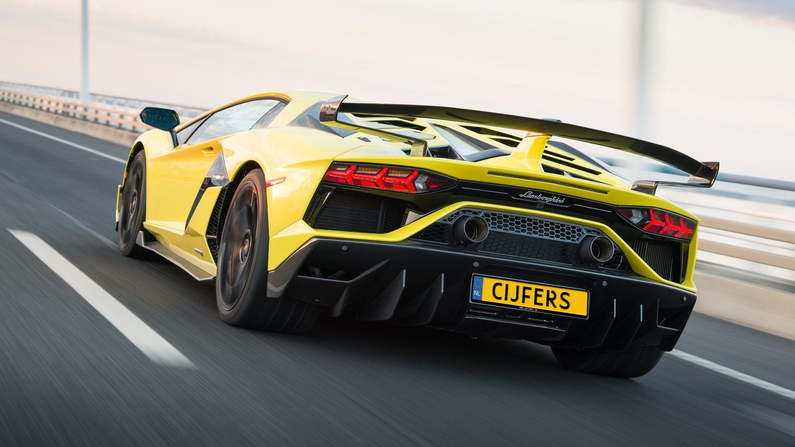 Lamborghini Aventador SVJ