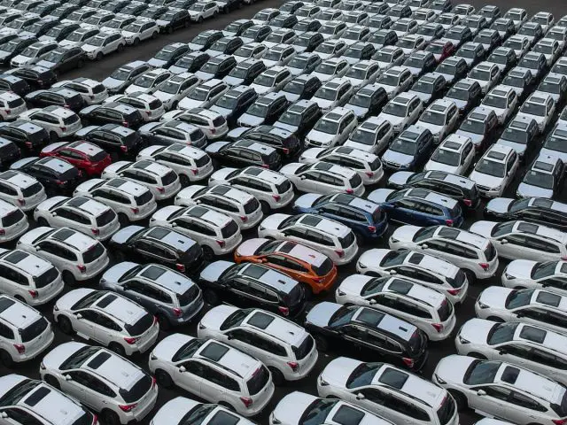 Centrum inflatie Aannames, aannames. Raad eens Nog ruim 90.000 NEDC-auto's op voorraad” - AutoRAI.nl