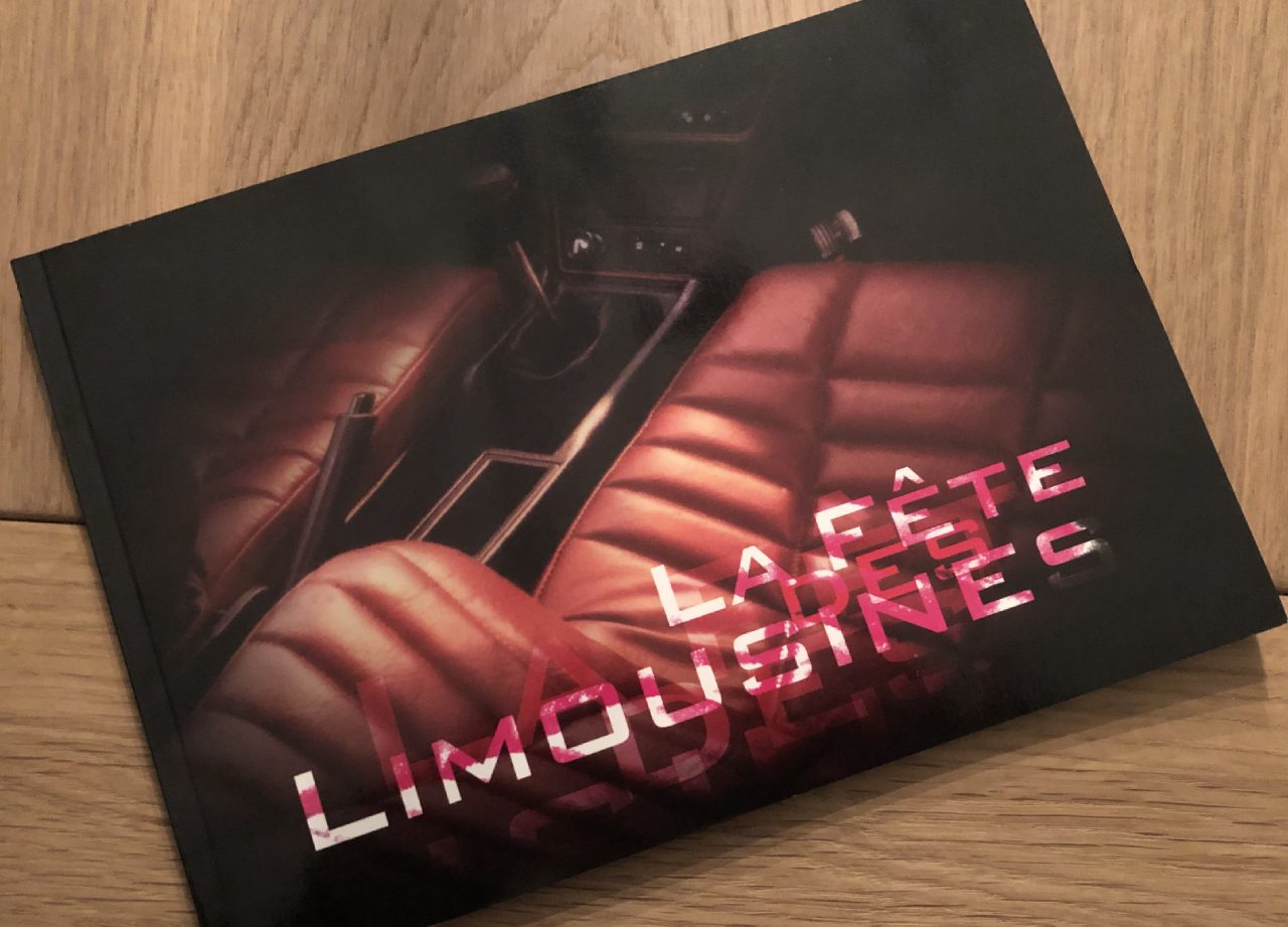 De omslag van een boek met het woord "Limousines" erop.