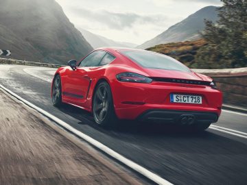 Porsche 718 Cayman T