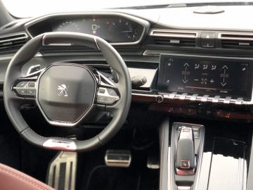 Peugeot 508 - Infotainment Review