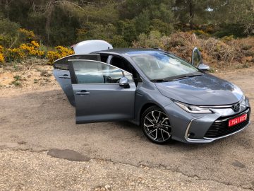 Lekker Praktisch - Toyota Corolla Sedan 2019