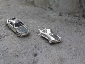Silver Tres Precieux Voitures terug naar de toekomstige autobedels.