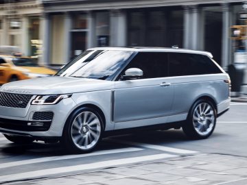 Land Rover Range Rover SV Coupé