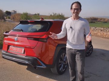 Lexus UX 250h