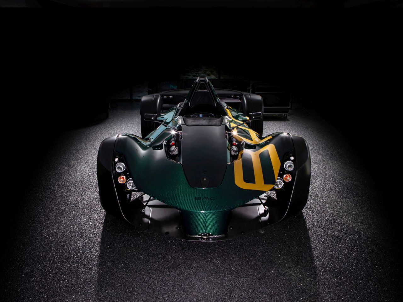 BAC Mono nummer 100