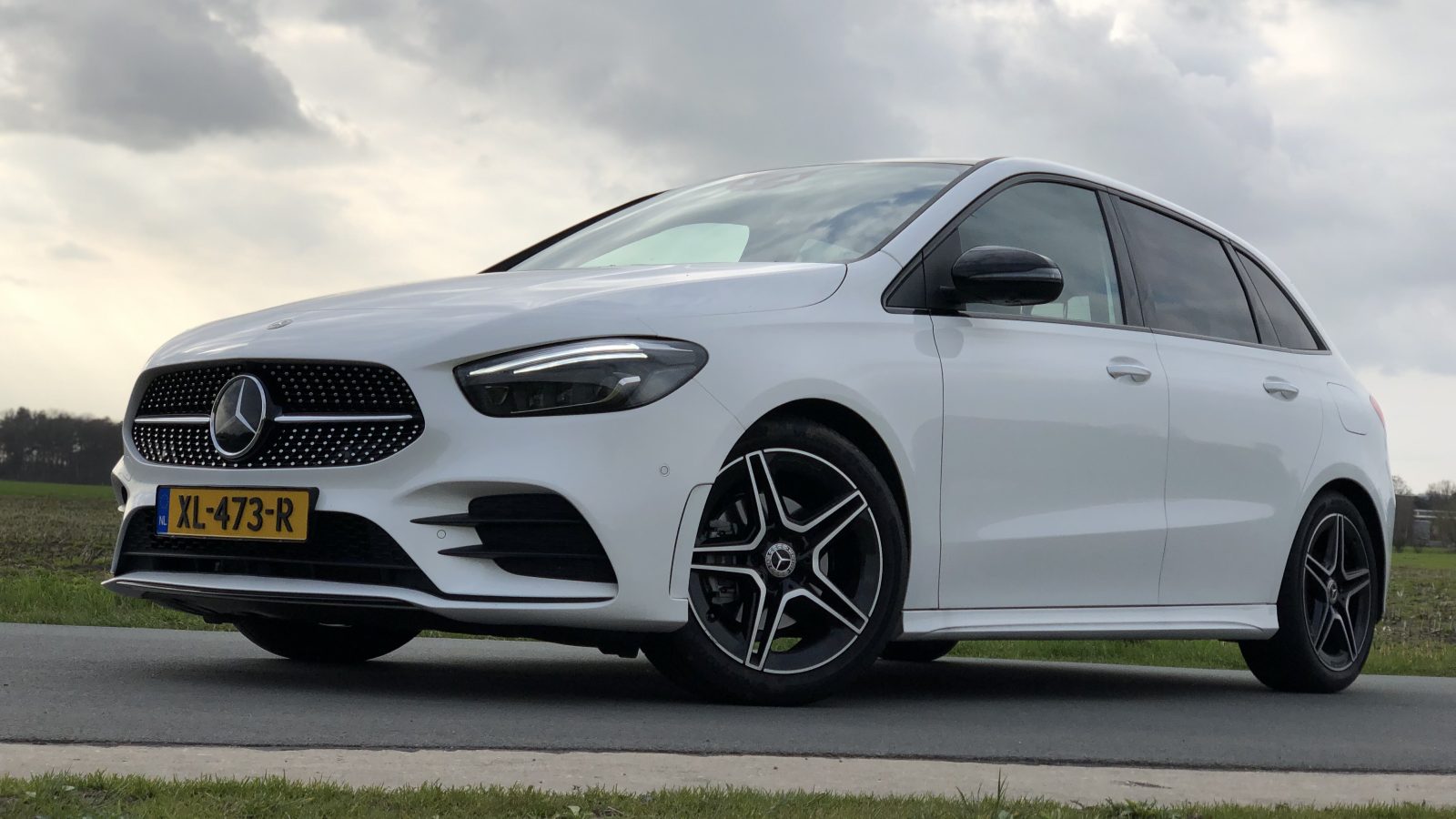 Autotest - Mercedes-Benz B 180 D (2019) - AutoRAI.nl