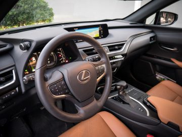 Lexus UX 250h