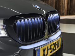 BMW Grille Iconic Glow - BMW 540i