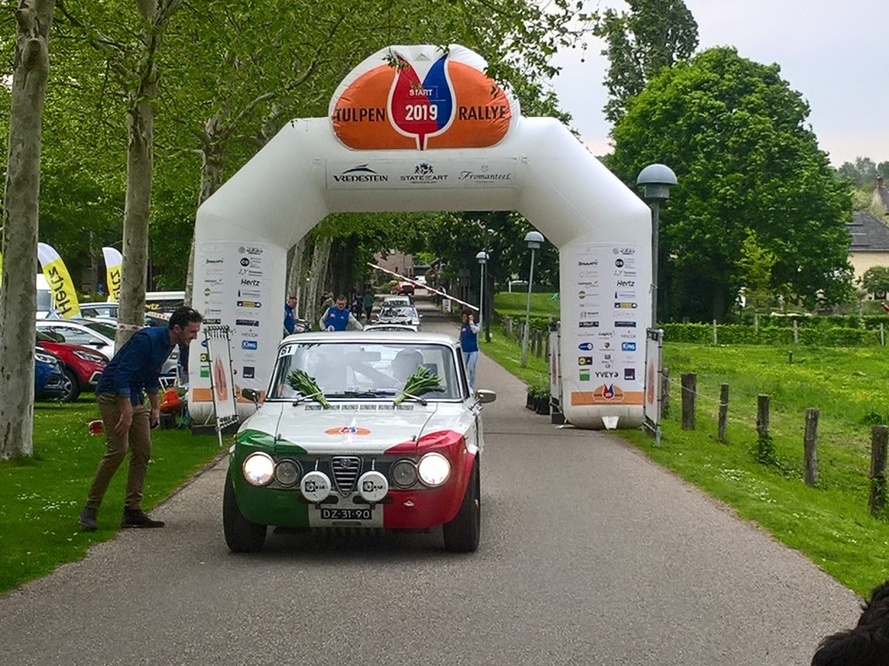 Sfeerimpressie finish Tulpenrallye 2019 bij Chateau St. Gerlach