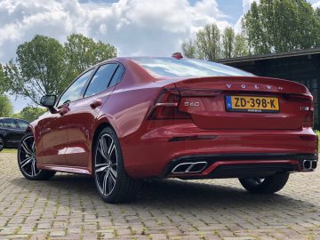 Volvo S60 T5 Geartronic 2019 - Autotest AutoRAI.nl