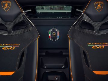 Het interieur van een Lamborghini Huracán.
