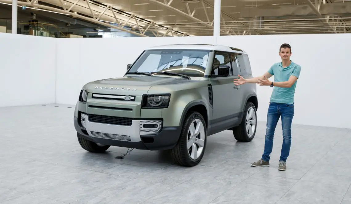 Land Rover Defender 2020