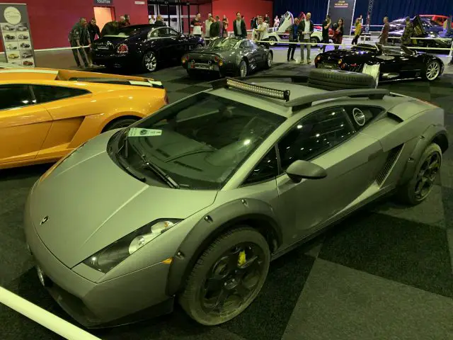 Een Lamborghini Huracan te zien op de autoshow 100% Auto Live 2019.