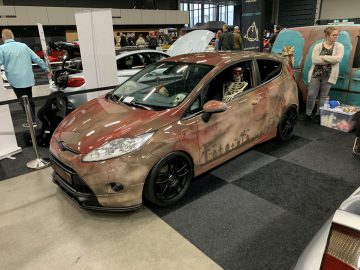 Op de autoshow 100% Auto Live 2019 is een Ford Fiesta te zien.