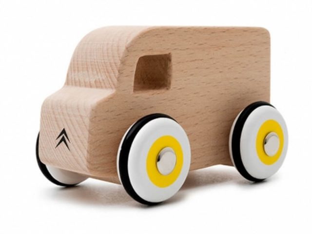 Die moet ik hebben: de houten auto's van Citroën AutoRAI.nl Die moet ik hebben: de houten auto's van Citroën AutoRAI.nl